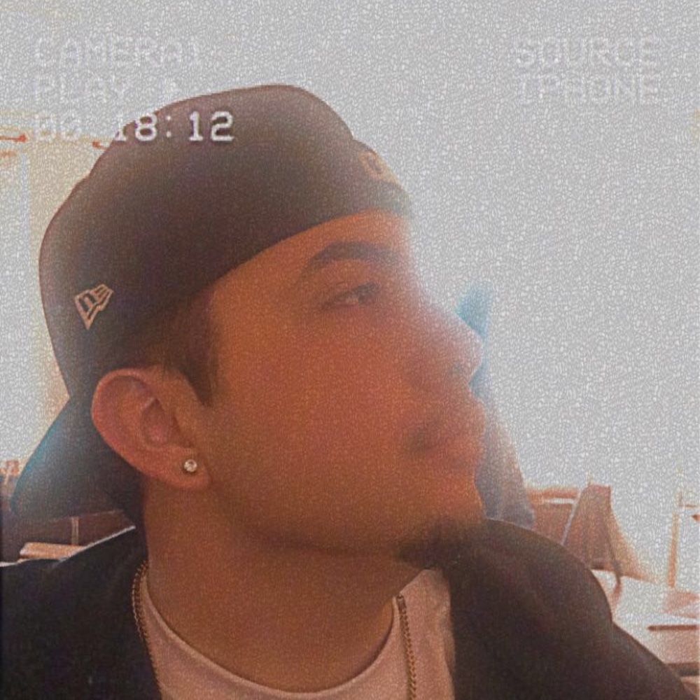 Meet your Posher, Javier